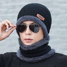 Lade das Bild in den Galerie-Viewer, Warm Winter Knit Beanie Hats Wool Men's Autumn Fleece Women's Korean-Style Fashionable Ear Protection Unisex