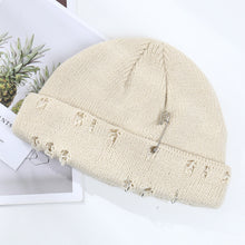 Lade das Bild in den Galerie-Viewer, Warm Winter Knit Beanie Hats Korean Fashion Ring Pin Hip Hop Wool Men and Women Unisex