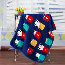 Lade das Bild in den Galerie-Viewer, Flannel Cartoon Coral Fleece Air Conditioner Small Blanket Children's Blankets Pet Blanket
