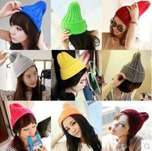 Lade das Bild in den Galerie-Viewer, Warm Winter Knit Beanie Hats Thickened Cap Korean Style Fluorescent Wool Solid Color Pullover Unisex