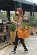 Lade das Bild in den Galerie-Viewer, Backpack Dual-Use Fashion Tassel Chain Shoulder Bag Large-Capacity Fashion Bag
