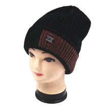 Lade das Bild in den Galerie-Viewer, Warm Winter Knit Beanie Hats Foreign Trade New Wool Men's Autumn and Winter Outdoor Fleece-Lined Unisex