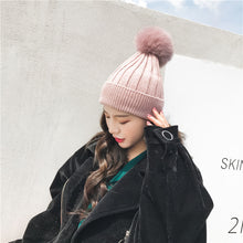 Lade das Bild in den Galerie-Viewer, Warm Winter Knit Beanie Hats Trendy Fox Fur Ball Hat Children Monochrome Unisex