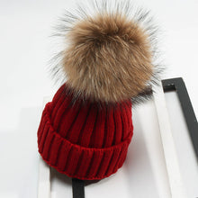 Lade das Bild in den Galerie-Viewer, Warm Winter Knit Beanie Hats Fur Ball Hat Male and Women Students Cute Fur Thickened All-Matching Unisex