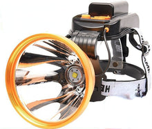 Lade das Bild in den Galerie-Viewer, P90 Lithium Battery Headlight Led Rechargeable Long-Range Waterproof Large Aperture