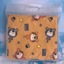 Lade das Bild in den Galerie-Viewer, Small Blanket Kindergarten Lunch Break Blanket Cover Blanket Children's Four Seasons Quilt Air Conditioning Blanket