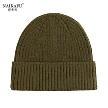 Lade das Bild in den Galerie-Viewer, Warm Winter Knit Beanie Hats Korean Style Women Solid Color Sleeve Cap Unisex