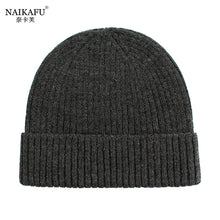 Lade das Bild in den Galerie-Viewer, Warm Winter Knit Beanie Hats Korean Style Women Solid Color Sleeve Cap Unisex