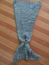 Lade das Bild in den Galerie-Viewer, Wool Blanket Mermaid Blanket Knitted Blanket Mermaid Tail Blanket Sofa Cover