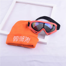 Lade das Bild in den Galerie-Viewer, Warm Winter Knit Beanie Hats Korean Same Style Men 'S And Women 'S Embroidered Glasses Wool Couple Unisex