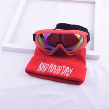 Lade das Bild in den Galerie-Viewer, Warm Winter Knit Beanie Hats Korean Same Style Men 'S And Women 'S Embroidered Glasses Wool Couple Unisex
