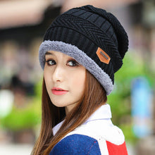 Lade das Bild in den Galerie-Viewer, Warm Winter Knit Beanie Hats Women's Thick Set Earflaps Head-Wrapping Outdoor Korean Style Bandana Wool Unisex