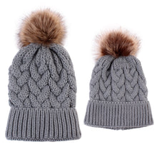 Lade das Bild in den Galerie-Viewer, Warm Winter Knit Beanie Hats Pullover Spot Autumn Fur Ball Woolen Cap Unisex