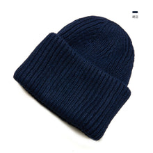 Lade das Bild in den Galerie-Viewer, Warm Winter Knit Beanie Hats Autumn and Winter Warm-Keeping and Cold-Proof Wool Smiley Face Thickened Unisex