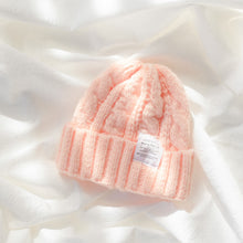 Lade das Bild in den Galerie-Viewer, Warm Winter Knit Beanie Hats Pure Color Japanese Twisted Woolen Yarn Women Korean Style Unisex