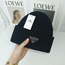 Lade das Bild in den Galerie-Viewer, Warm Winter Knit Beanie Hats Autumn and Winter Hat Inverted Triangle Fashion Brand Casual Ear Protection Unisex
