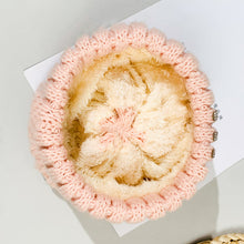 Lade das Bild in den Galerie-Viewer, Warm Winter Knit Beanie Hats Outdoor Fur Ball Rhinestone Hat Autumn and Winter Korean Style Unisex