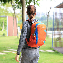 Lade das Bild in den Galerie-Viewer, Outdoor Travel Backpack Men's Double-Shoulder Travel Hiking Sports Bag