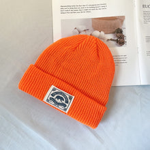 Lade das Bild in den Galerie-Viewer, Warm Winter Knit Beanie Hats Autumn Winter Retro Skullcap Street Tide Wool Unisex