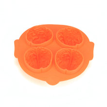 Lade das Bild in den Galerie-Viewer, 2x Halloween Xmas Christmas Gifts Decoration Creative Ice Cubes Mold DIY Baking Utensils