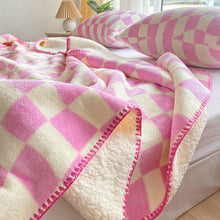 Lade das Bild in den Galerie-Viewer, Chessboard Grid Combination Felt Handmade Retro Sofa Cover Lambswool Cover Blanket Air Conditioning Blanket