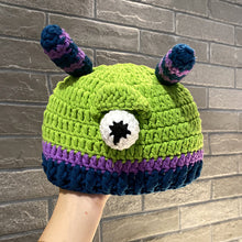Lade das Bild in den Galerie-Viewer, Warm Winter Knit Beanie Hats 2022 Green Funny Wool Mask Head Cover Unisex