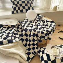 Lade das Bild in den Galerie-Viewer, Chessboard Grid Combination Felt Handmade Retro Sofa Cover Lambswool Cover Blanket Air Conditioning Blanket