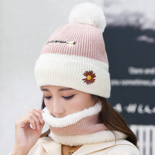 Lade das Bild in den Galerie-Viewer, Warm Winter Knit Beanie Hats Men's Women's Autumn and Winter Style Fur Ball Outdoor Fleece-Lined Warm Neck Protection Unisex