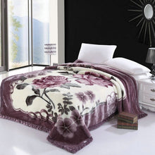 Lade das Bild in den Galerie-Viewer, Blanket Running Volume Gift Double Layer Warm Thick Blanket Winter Wedding Laschel Blanket