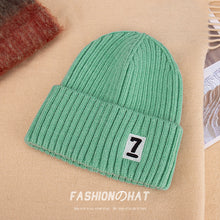 Lade das Bild in den Galerie-Viewer, Warm Winter Knit Beanie Hats Autumn and Winter Korean Style Embroidered Hat Unisex