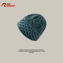 Lade das Bild in den Galerie-Viewer, Warm Winter Knit Beanie Hats Pullover Wool Knit Japanese Cold-Proof Plush Thickened Unisex