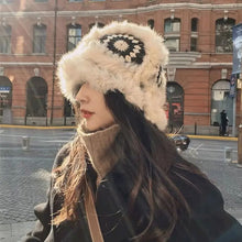 Lade das Bild in den Galerie-Viewer, Warm Winter Knit Beanie Hats Korean Style Ins Hollow Flower Fisherman Women Autumn and Winter Fur Tiger Head Unisex