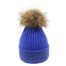 Lade das Bild in den Galerie-Viewer, Warm Winter Knit Beanie Hats Autumn and Winter New Raccoon Fur Ball Women's Silver Silk Thermal Head Cover Unisex