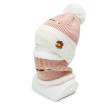 Lade das Bild in den Galerie-Viewer, Warm Winter Knit Beanie Hats Men's Women's Autumn and Winter Style Fur Ball Outdoor Fleece-Lined Warm Neck Protection Unisex