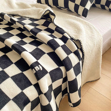 Lade das Bild in den Galerie-Viewer, Chessboard Grid Combination Felt Handmade Retro Sofa Cover Lambswool Cover Blanket Air Conditioning Blanket
