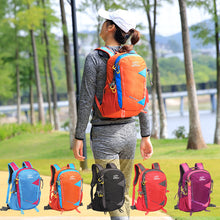 Lade das Bild in den Galerie-Viewer, Outdoor Travel Backpack Men's Double-Shoulder Travel Hiking Sports Bag