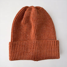 Lade das Bild in den Galerie-Viewer, Warm Winter Knit Beanie Hats Korean Style Ins Style Autumn and Winter Fashion All-Match Solid Color Hat for Women Unisex