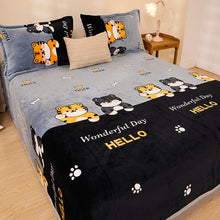 Load image into Gallery viewer, Thick Warm Milk Velvet Blanket Blanket Gift Blanket Sofa Blanket Nap Blanket