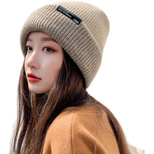 Lade das Bild in den Galerie-Viewer, Warm Winter Knit Beanie Hats Internet Celebrity Woolen Cap Women Autumn and Winter Korean Style All-Matching Black Unisex