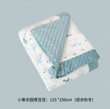 Lade das Bild in den Galerie-Viewer, Baby Autumn and Winter Thickening Cover Blanket Baby Quilt Men and Women Baby Blanket Bubble Velvet