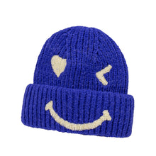 Lade das Bild in den Galerie-Viewer, Warm Winter Knit Beanie Hats Embroidered Smiley Woolen Cap Couple Pullover Unisex