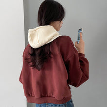 Lade das Bild in den Galerie-Viewer, Warm Winter Knit Beanie Hats South Korea Dongdaemun Personalized Warm Keeping Women's Trendy Cold Scarf Pullover Unisex
