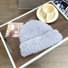 Lade das Bild in den Galerie-Viewer, Warm Winter Knit Beanie Hats Solid Color Elegant Plush Women's Autumn and Winter Warm Korean Style Unisex