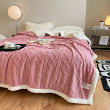 Lade das Bild in den Galerie-Viewer, Autumn And Winter Thickening Blanket Tower Cashmere Lambswool Cover Blanket Nap Blanket Casual Blanket