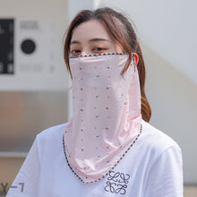 Lade das Bild in den Galerie-Viewer, 2PCs Ice Silk Ear Hanging Mask Breathable Face Towel Sunscreen Summer for Outdoor Cycling