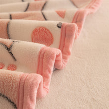 Load image into Gallery viewer, Fleece Blanket Student Nap Air Conditioning Blanket Thick Coral Fleece Bed Sheet Cover Blanket