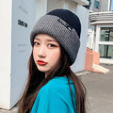Lade das Bild in den Galerie-Viewer, Warm Winter Knit Beanie Hats Internet Celebrity Woolen Cap Women Autumn and Winter Korean Style All-Matching Black Unisex