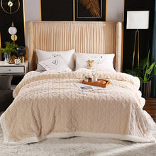 Lade das Bild in den Galerie-Viewer, Taffon Cashmere Thickened Autumn and Winter Air Conditioning Blanket Jacquard Comfortable Cotton Velvet Cover Blanket