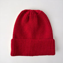 Lade das Bild in den Galerie-Viewer, Warm Winter Knit Beanie Hats Korean Style Ins Style Autumn and Winter Fashion All-Match Solid Color Hat for Women Unisex