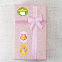 Load image into Gallery viewer, 2x500pcs Christmas Xmas Rabbit Egg Chicken Happy Easter Envelope Gift Bag Packaging Sticker tape